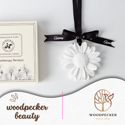 Blooming Aromatherapy Pendant Collection Woodpecker Beauty